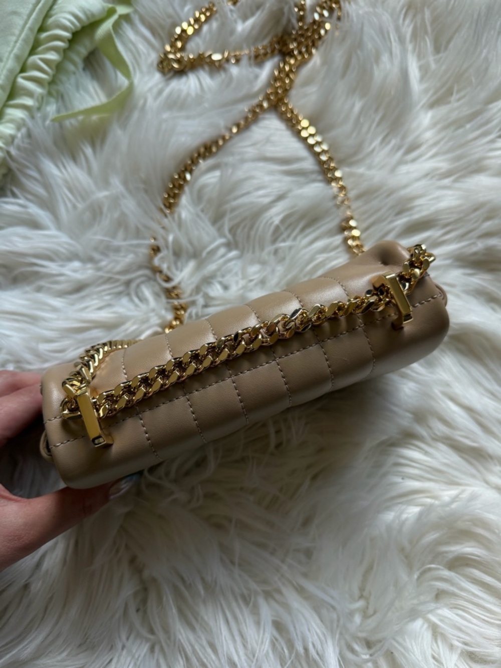 Burberry leather chain cross body bag - Picture 11 of 16